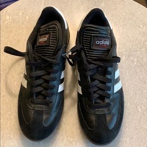 Black Adidas Sambas.